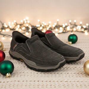 SKECHERS Respected Holmgren Slip-Ins